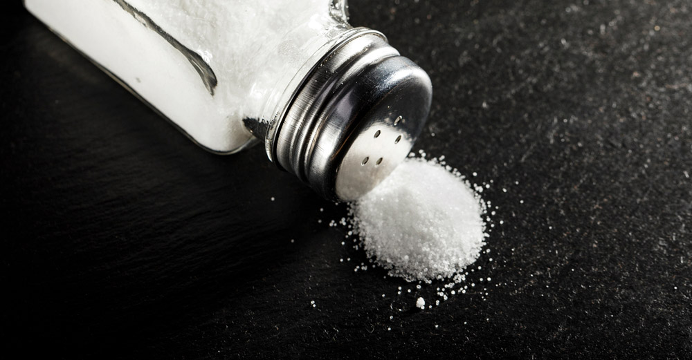 Salz beeinträchtigt unsere Immun-Kontrollzellen Zu viel Salz stört Energieproduktion und Funktion der regulatorischen T-Zellen